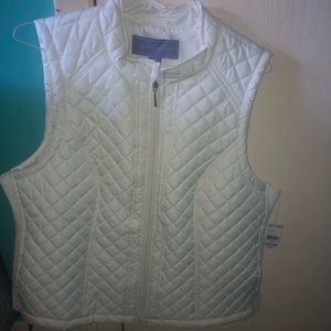 Laura Scott white zip up vest